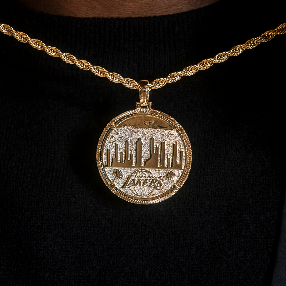 Los Angeles Lakers Official NBA Coin Pendant