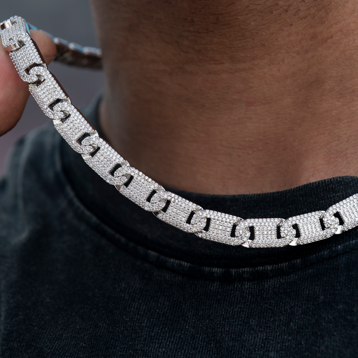 Flat Pave Valentina Chain in White Gold- 8.5mm