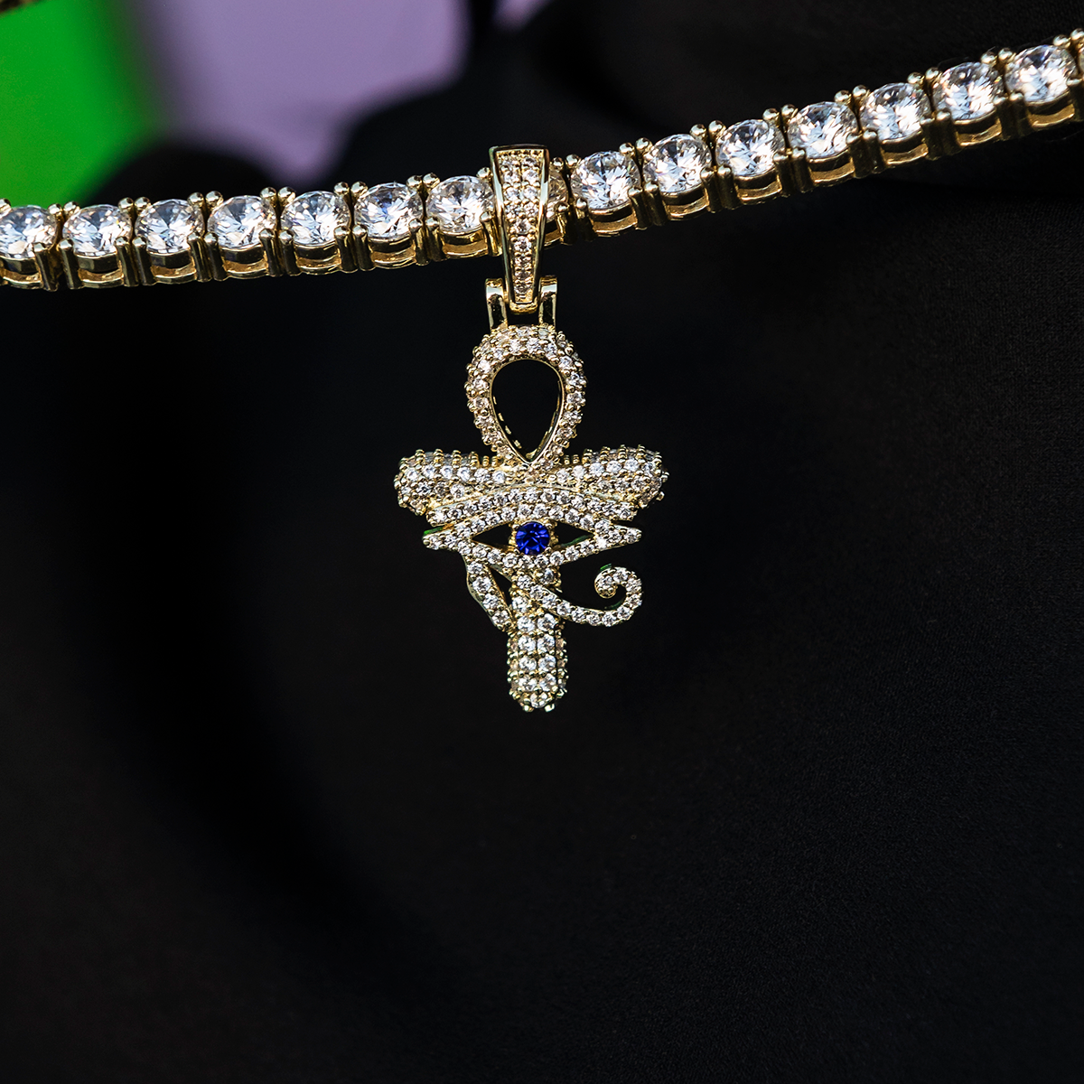 Eye of Horus Ankh Pendant in Yellow Gold