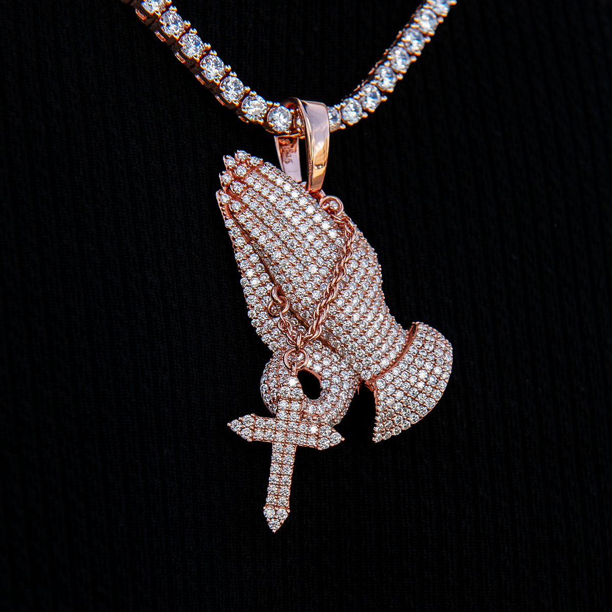 Men's Moissanite Praying Hands Pendant in Rose Gold Vermeil