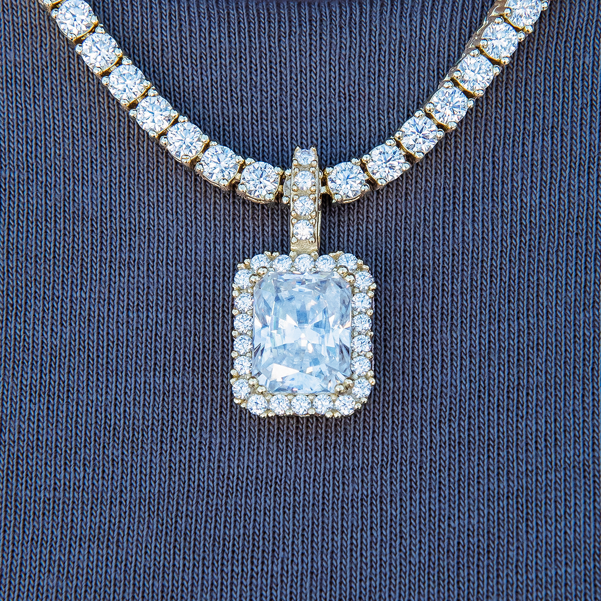 Men's Moissanite Micro Diamond Stone Pendant in Yellow Gold Vermeil