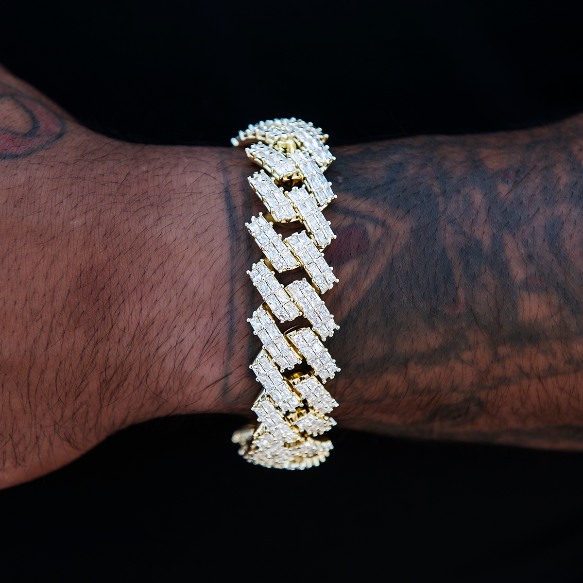 19MM Prong Baguette Cuban Bracelet - Yellow Gold