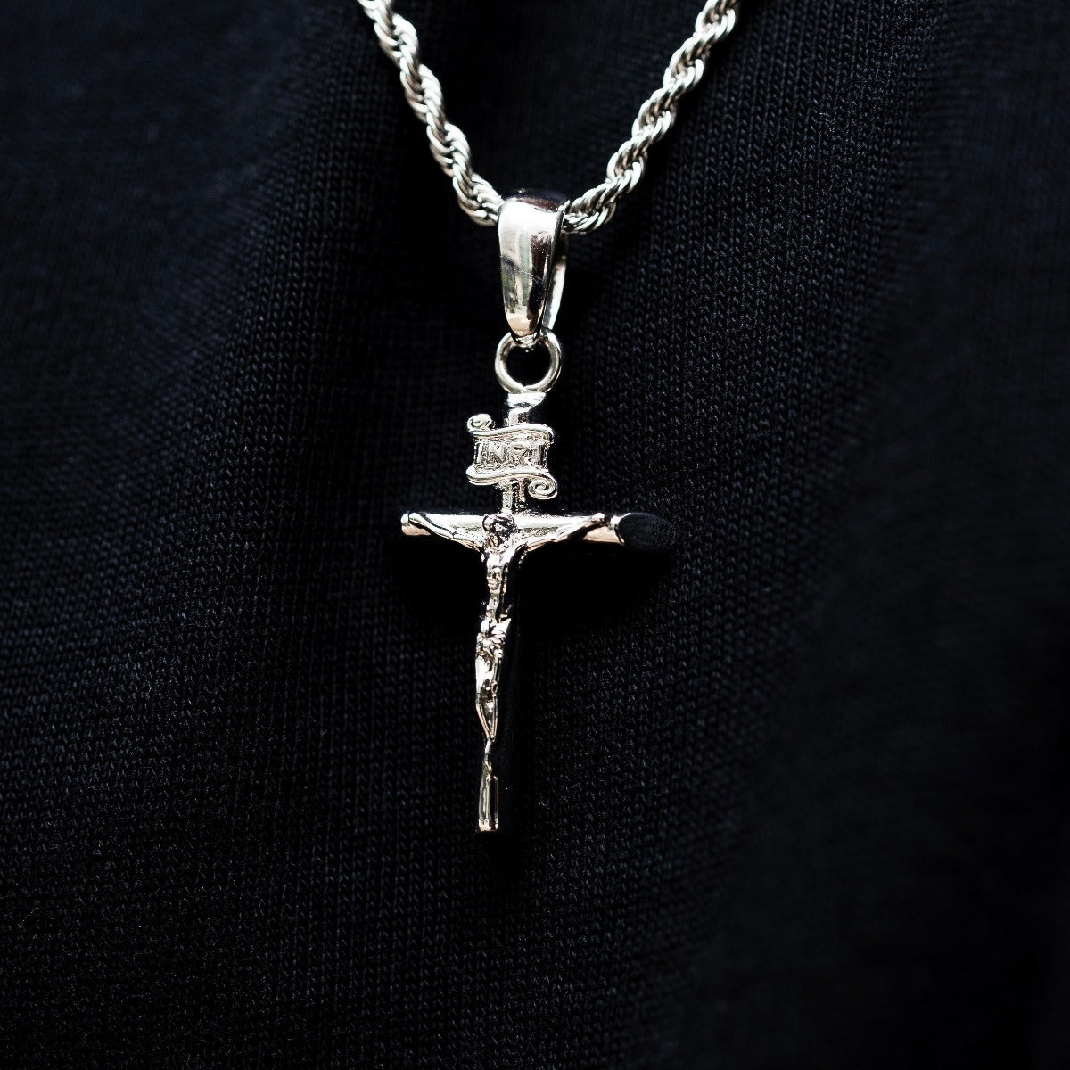 Crucifix Pendant in White Gold