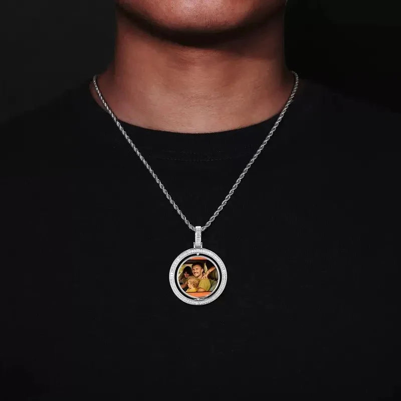 3D Double-Sided Rotated T-Shaped Diamond Round Pendant - 42mm