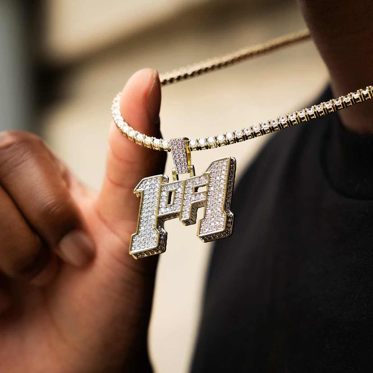 1of1 Pendant - Yellow Gold