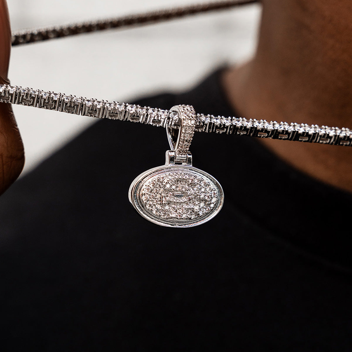 San Francisco 49ers Official NFL Micro Logo Pendant - White Gold