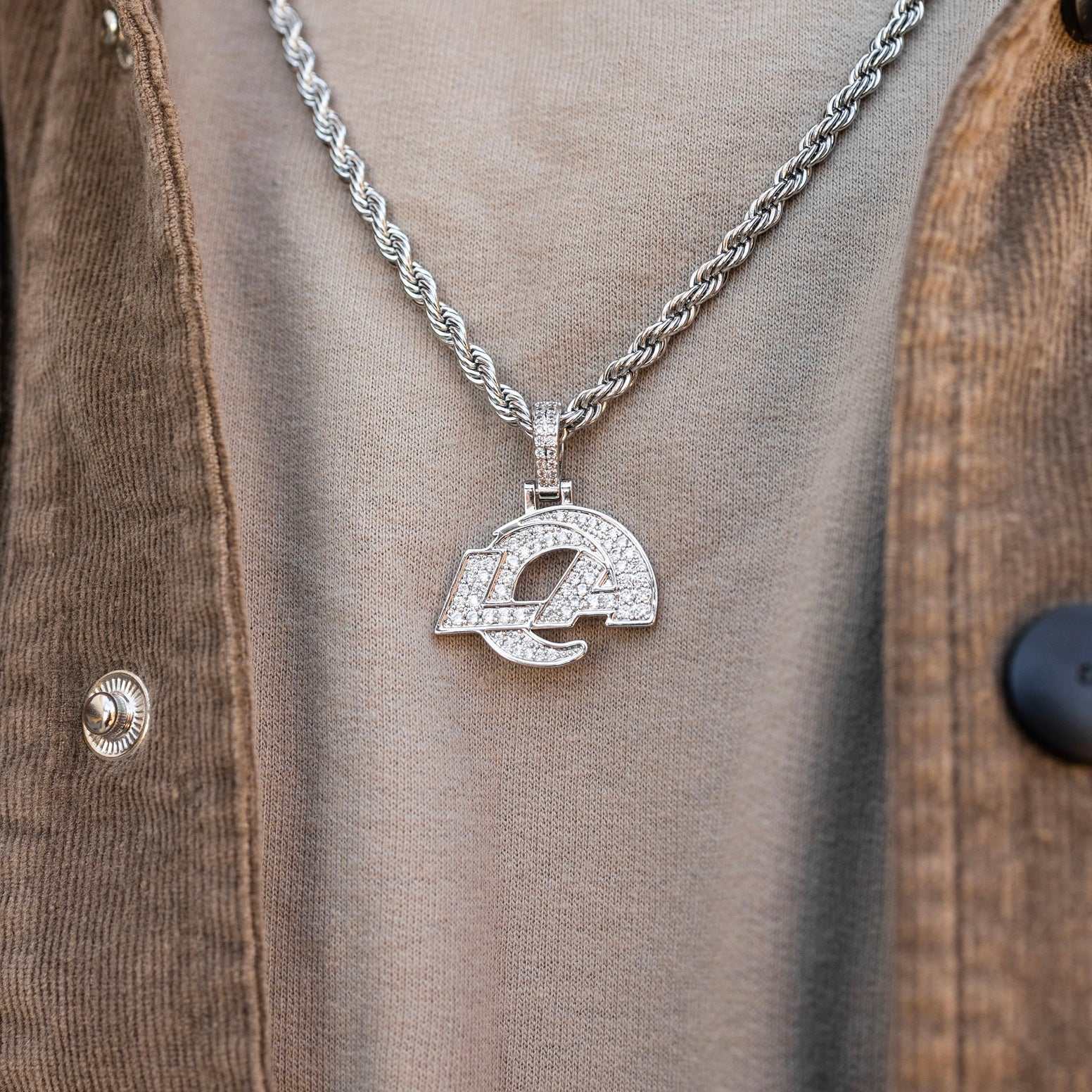 Los Angeles Rams Official NFL Micro Logo Pendant - White Gold
