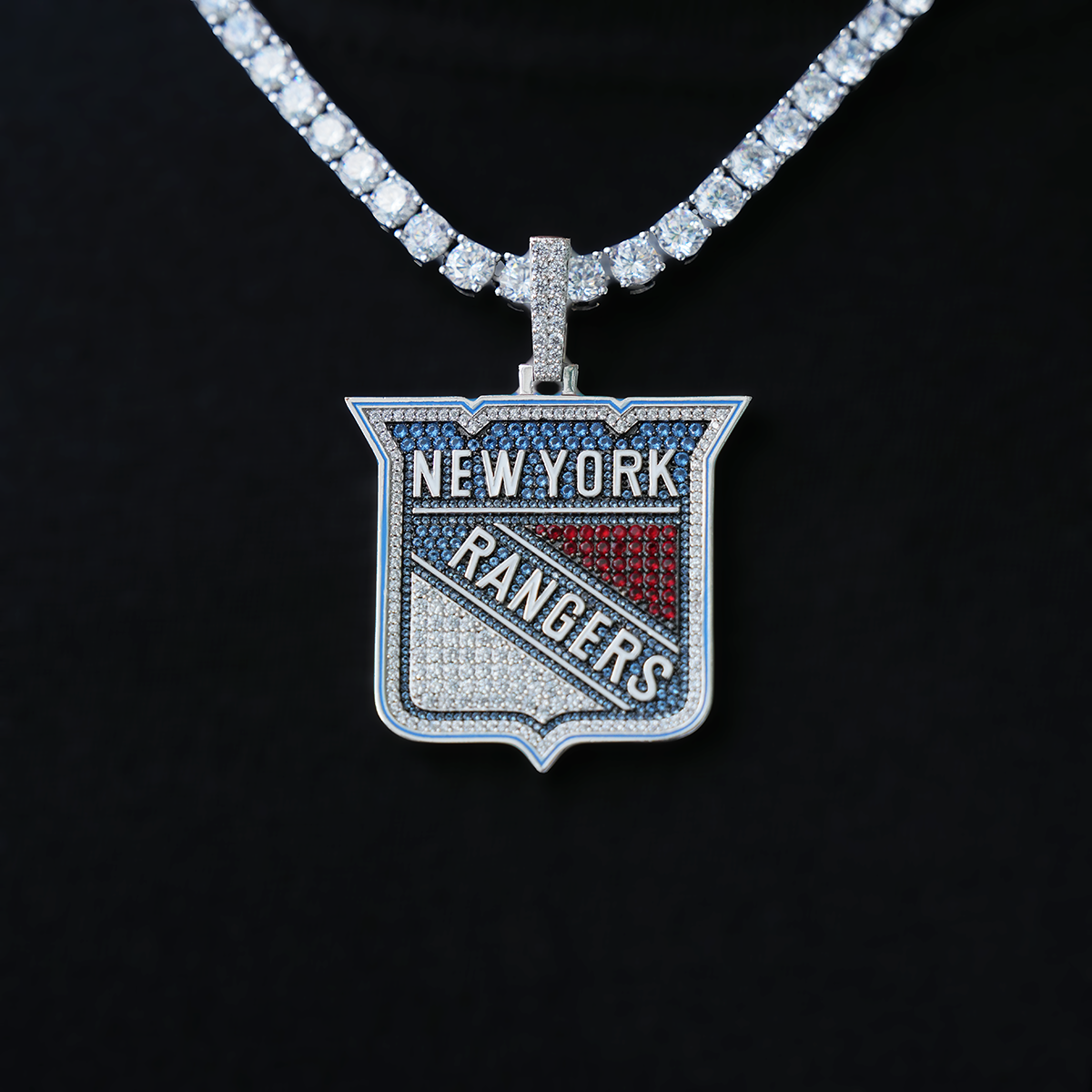 New York Rangers Official NHL Logo Pendant in White Gold
