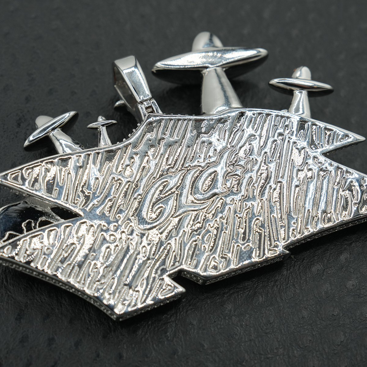 Rolling Loud LA 2025 Space Pendant