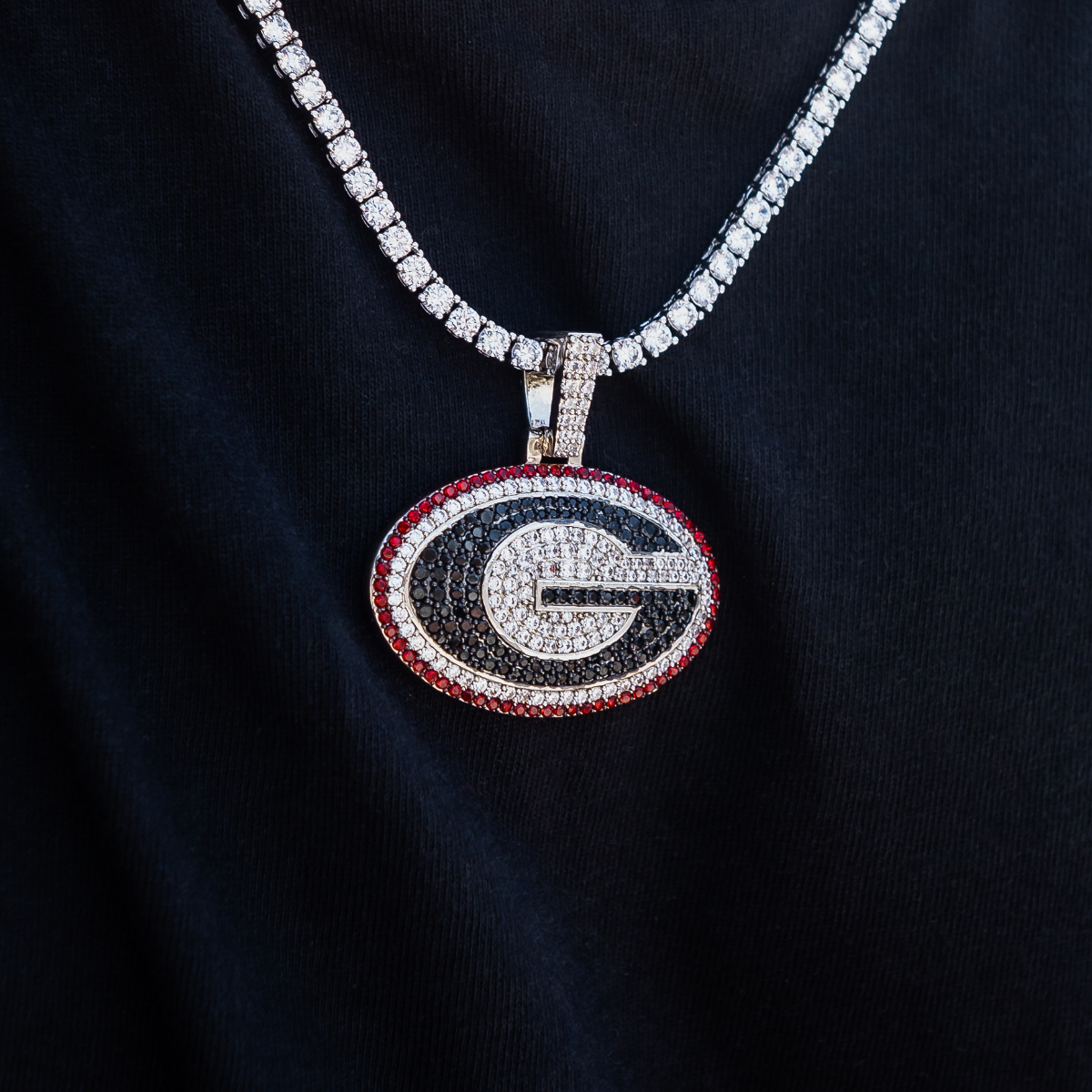 Georgia Bulldogs Official NCAA Logo Pendant