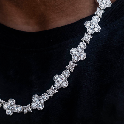 Rounded Cross Pave Star Chain in White Gold