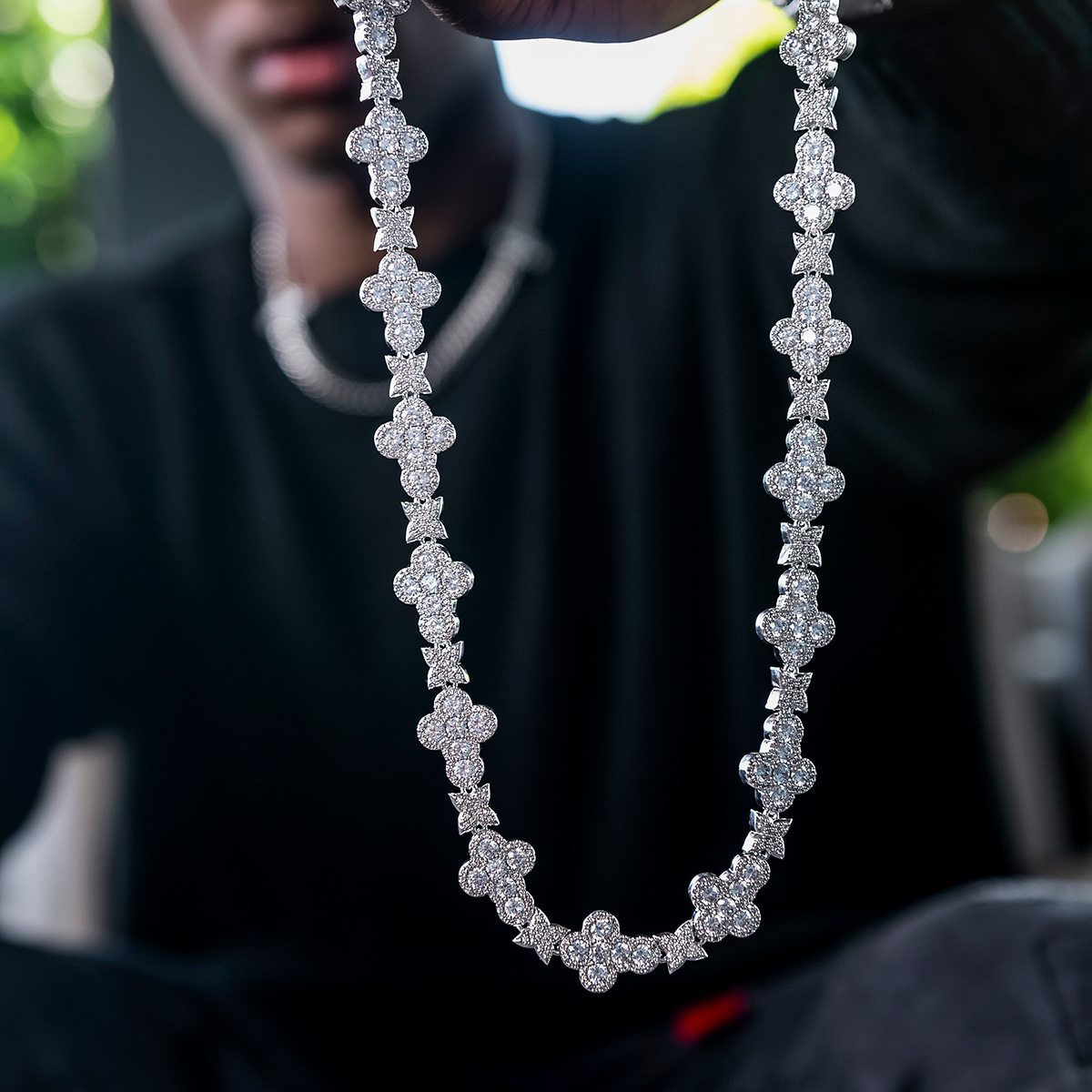 Rounded Cross Pave Star Chain in White Gold