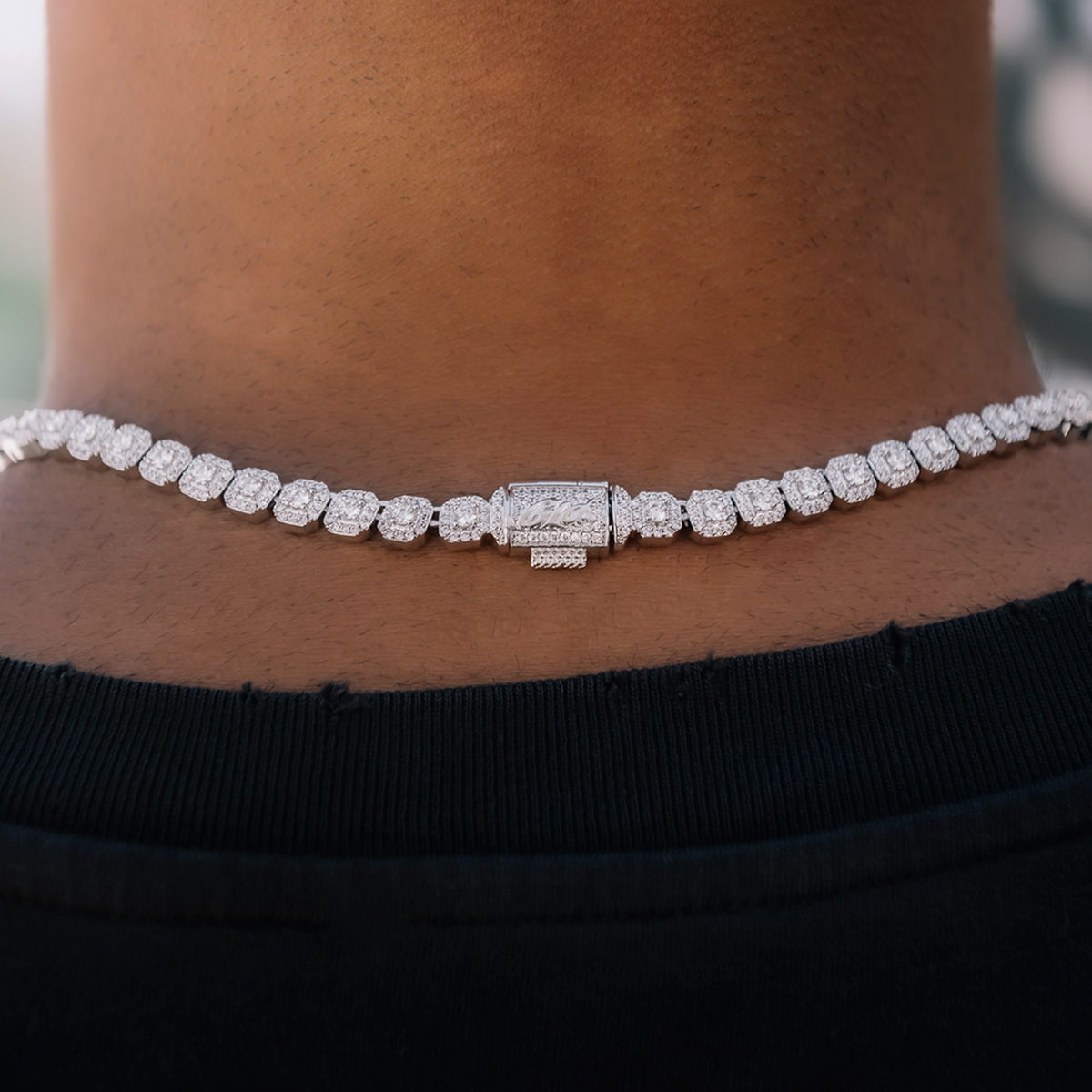 Men's Moissanite Micro Clustered Rosary Chain Necklace in White Gold Vermeil