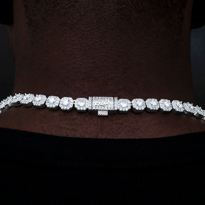 Clustered Tennis Chain in White Gold- 8.5mm