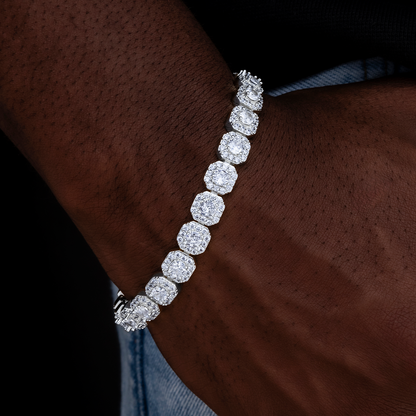 Clustered Tennis Bracelet in White Gold- 8.5mm