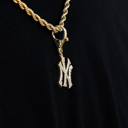 New York Yankees Official MLB Micro Logo Clip On Pendant in Yellow Gold