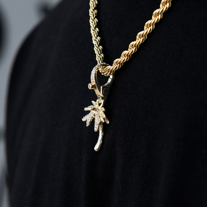 Palm Tree Clip On Pendant in Yellow Gold
