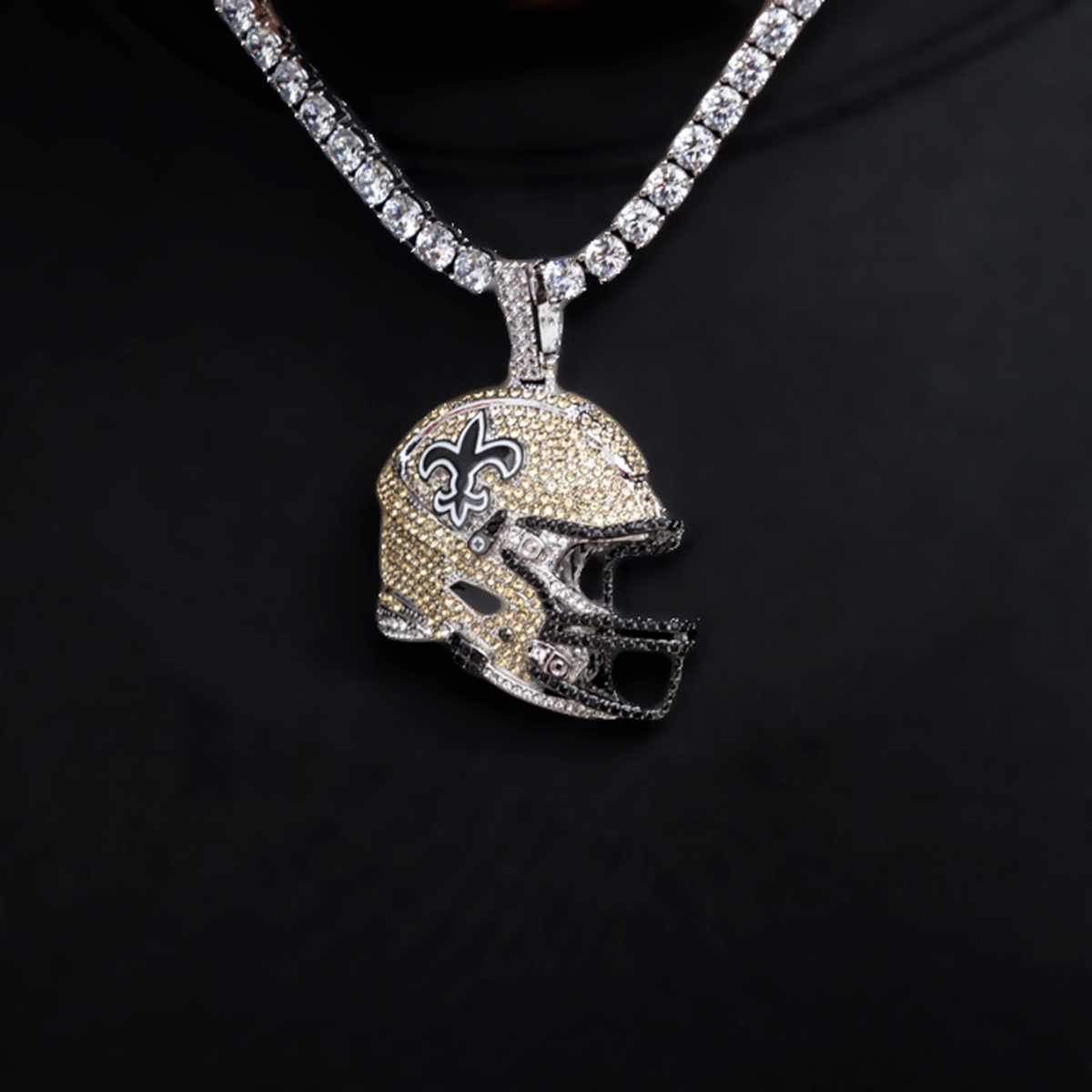 2025 New Orleans Saints Team Helmet Pendant - White Gold