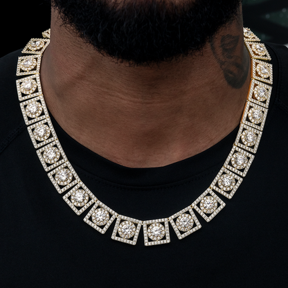 Layered Halo Diamond Link Chain in Yellow Gold