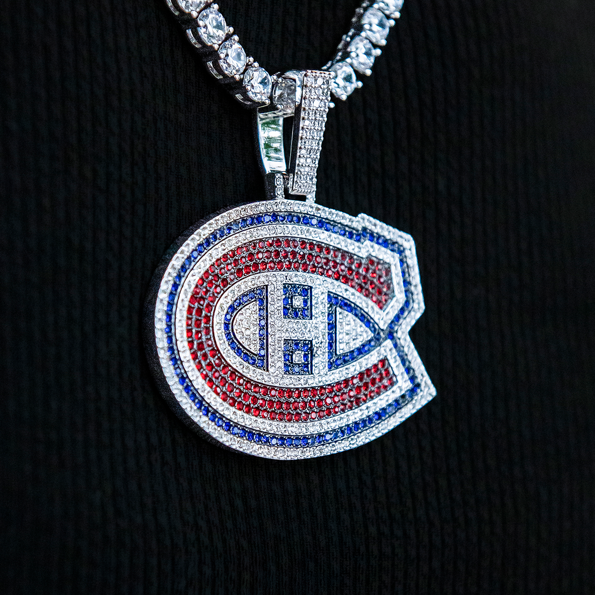 Montreal Canadiens Official NHL Logo Pendant - White Gold