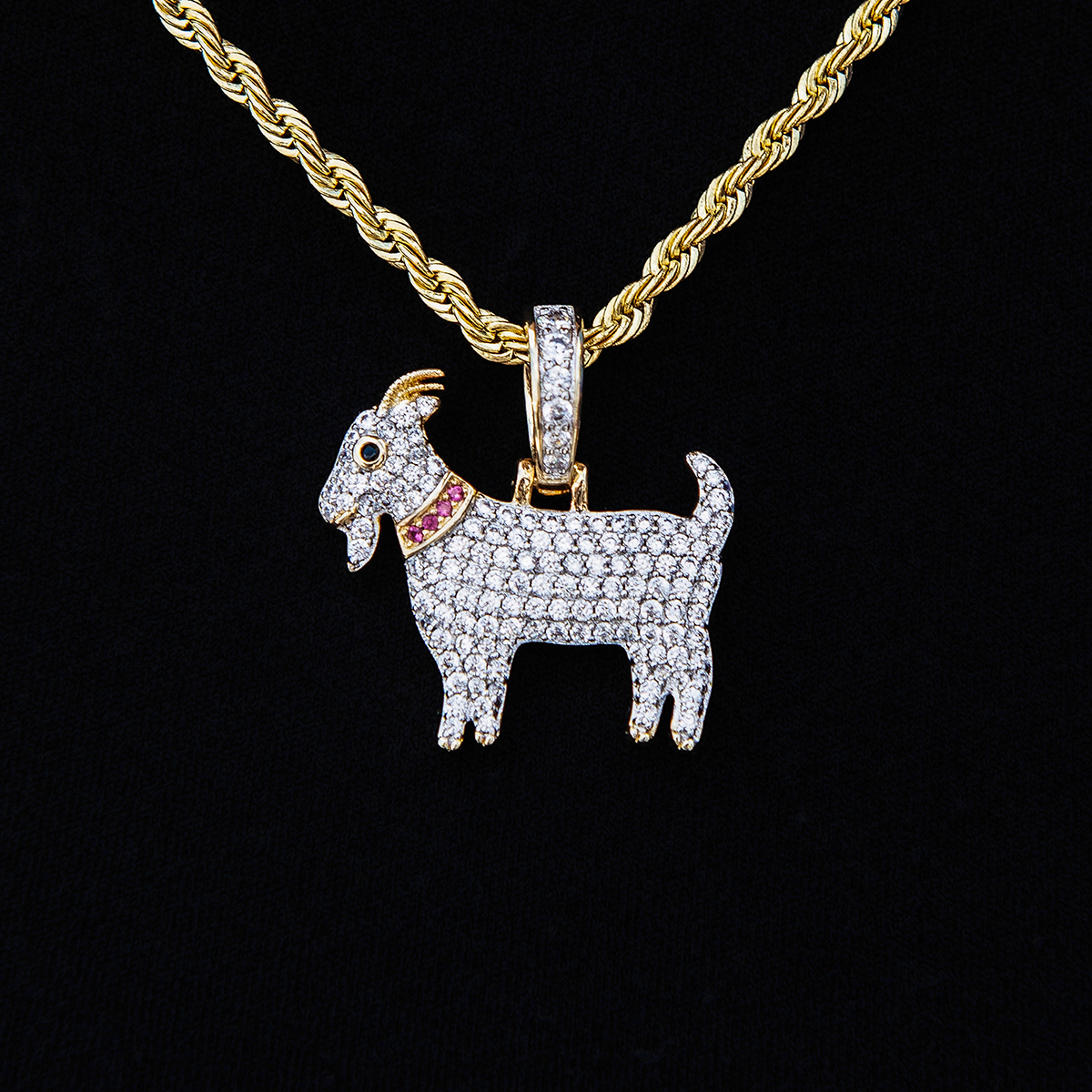 Micro GOAT Pendant in Yellow Gold