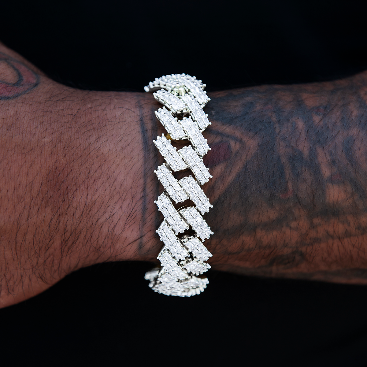 19MM Prong Baguette Cuban Bracelet in White Gold