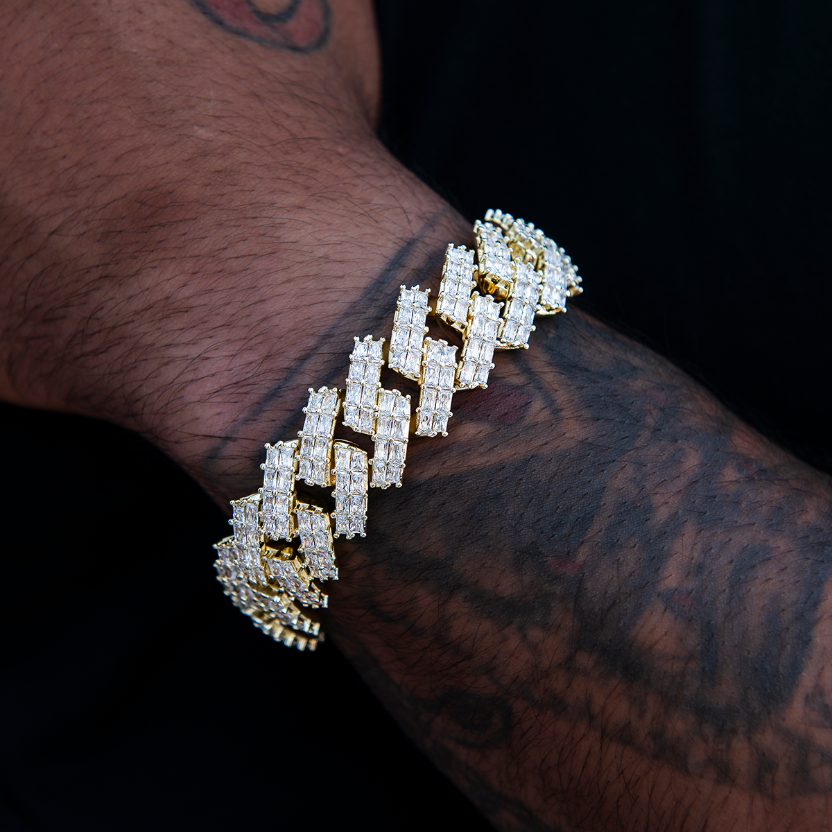 19MM Prong Baguette Cuban Bracelet - Yellow Gold