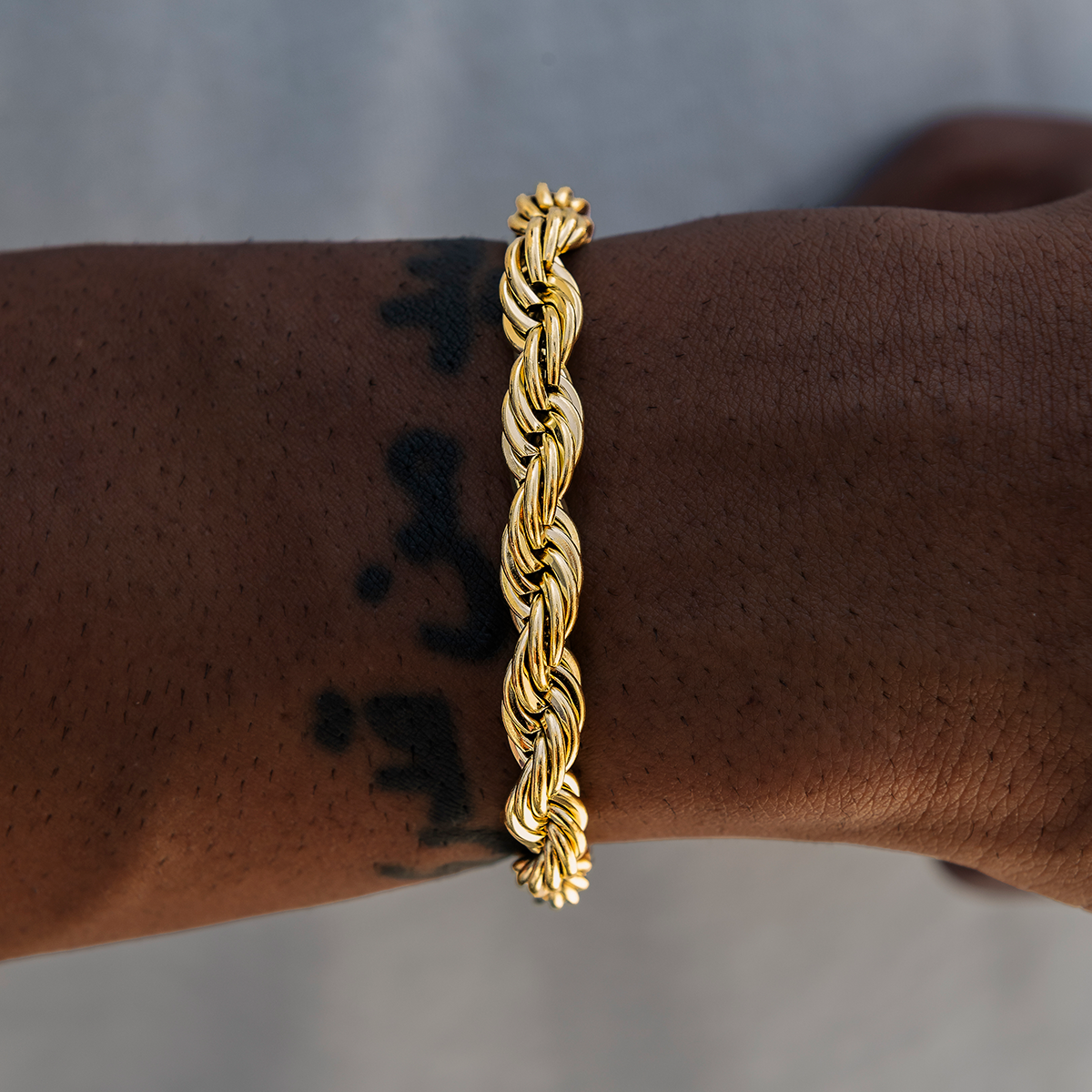 8MM Rope Chain Bracelet in Yellow Gold