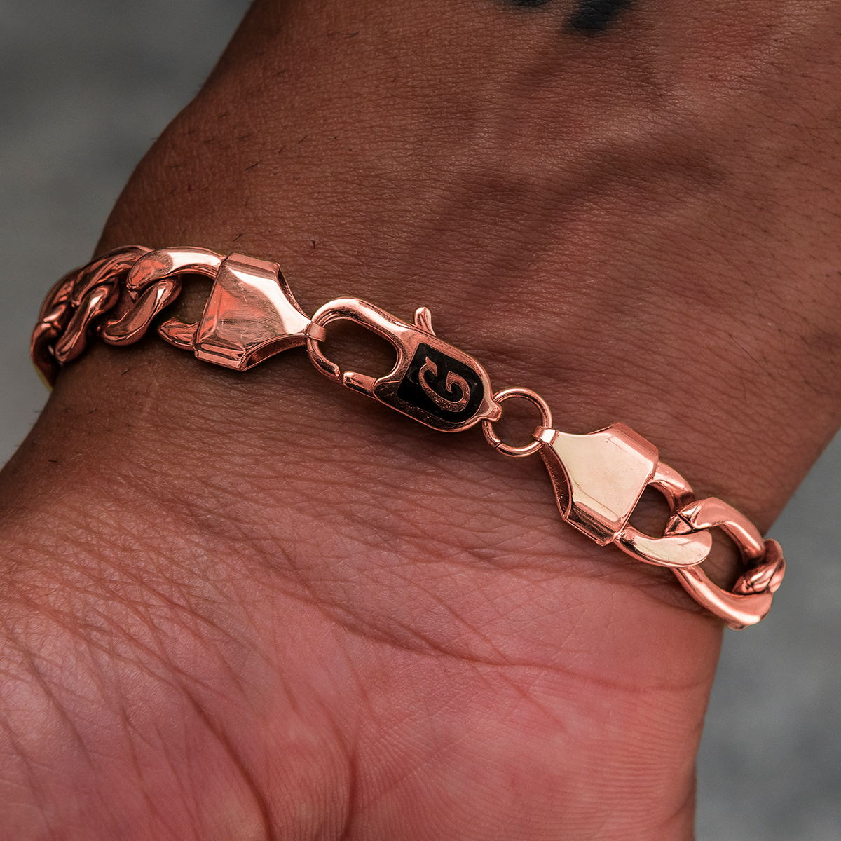 Figaro Chain Bracelet in Rose Gold- 9mm