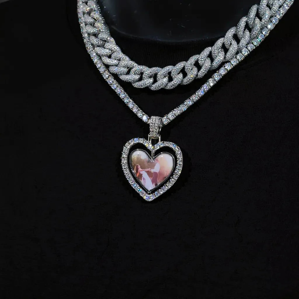 3D SPINNING 2-FACED HEART CUSTOM PICTURE PENDANT