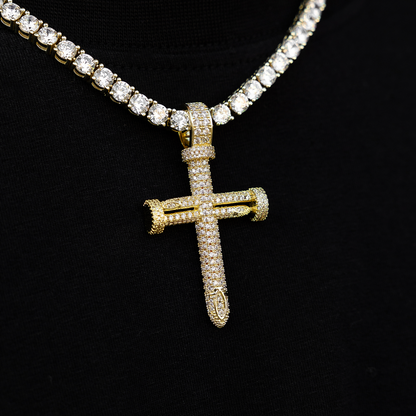 Round Nail Cross Pendant in Yellow Gold