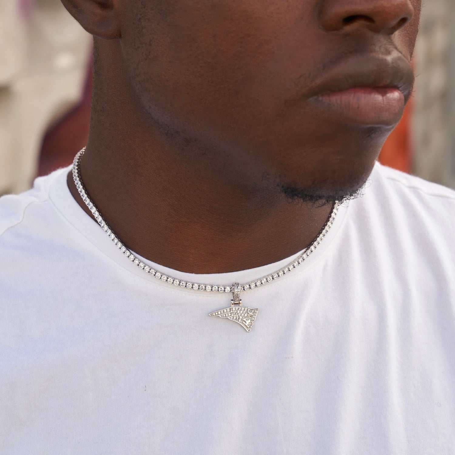 New England Patriots Official NFL Micro Logo Pendant - White Gold