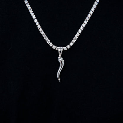 Italian Horn Pendant in White Gold