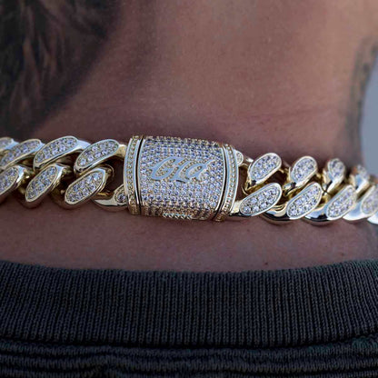 Diamond Cuban Link Chain in Yellow Gold - 19mm