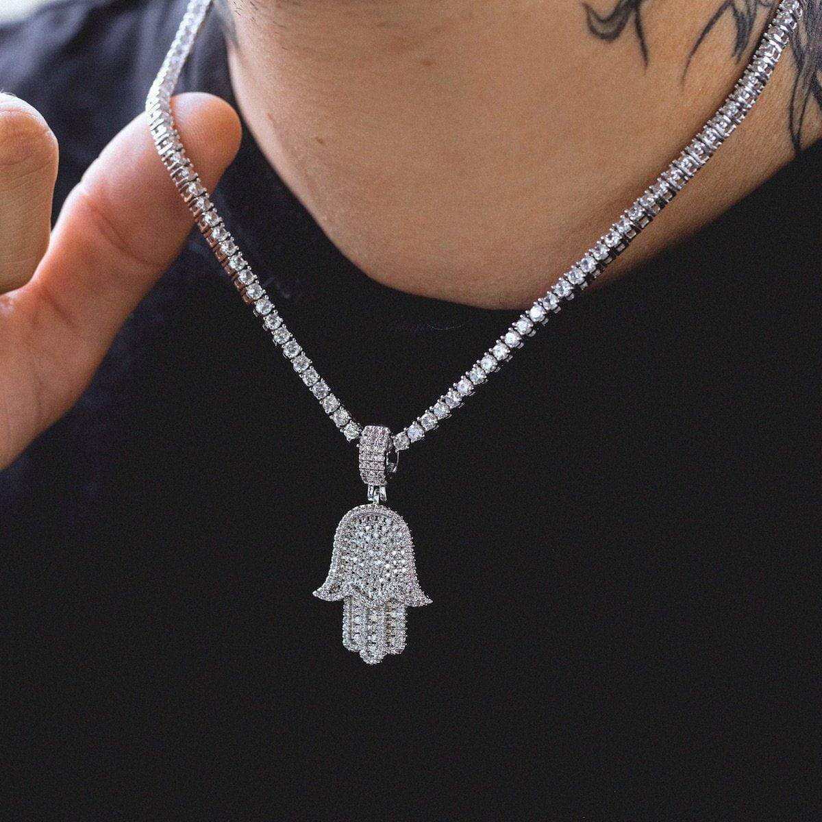 Hamsah Pendant in White Gold