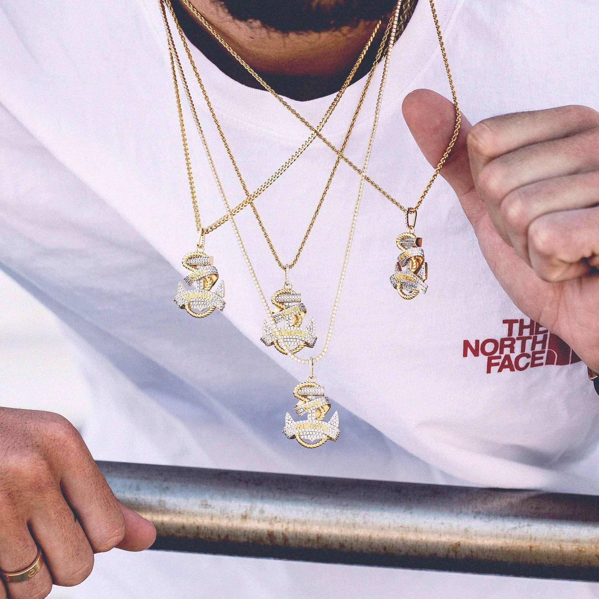 Iced Anchor Pendant in Yellow Gold