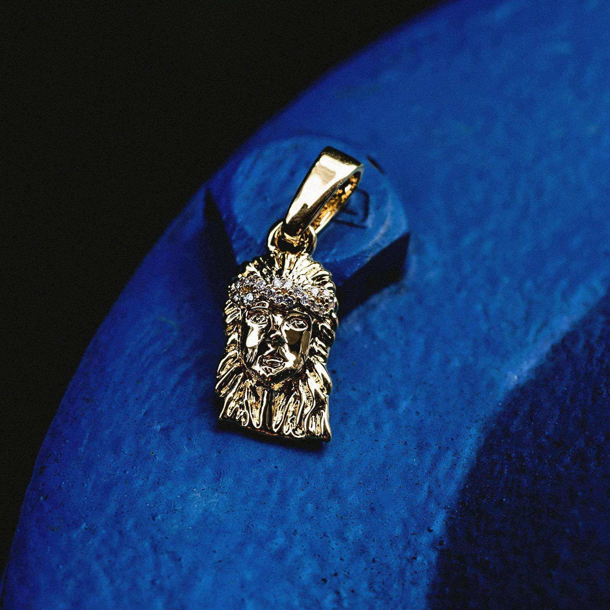 Micro Diamond Crown Portrait of Jesus Pendant in Yellow Gold