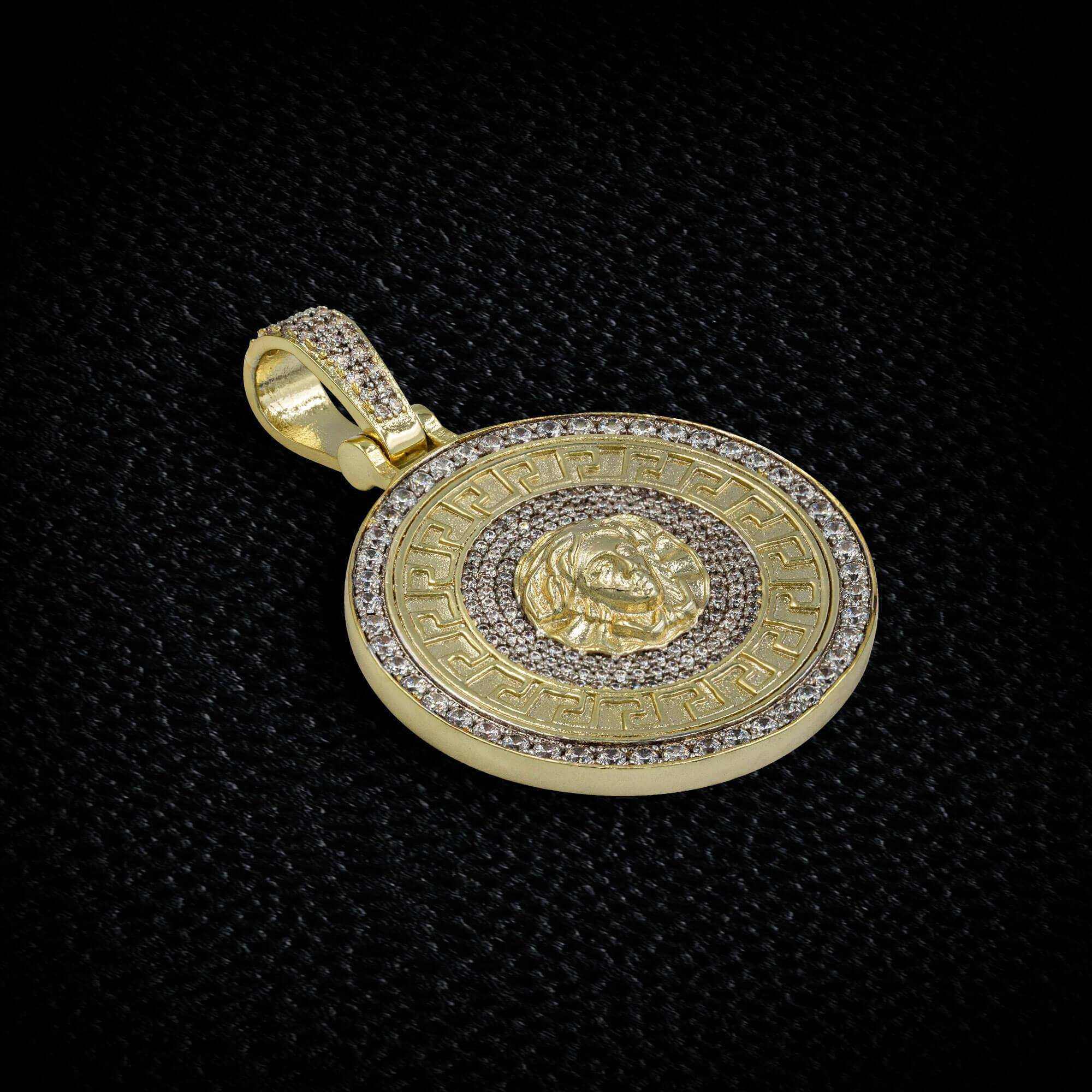 Medusa Pendant in Yellow Gold