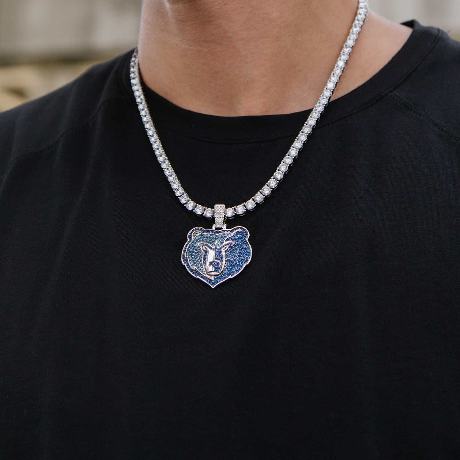 Memphis Grizzlies Official NBA Logo Pendant