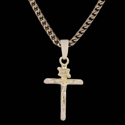 Crucifix Pendant in Yellow Gold